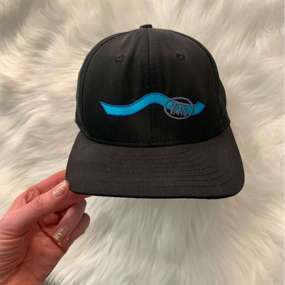 Black VANS ball cap 2000s era
